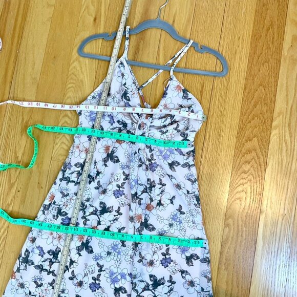 Romeo & Juliet Dress Maxi Floral Strappy Pink Purple Open Back Front Slit (M) - Picture 7 of 7